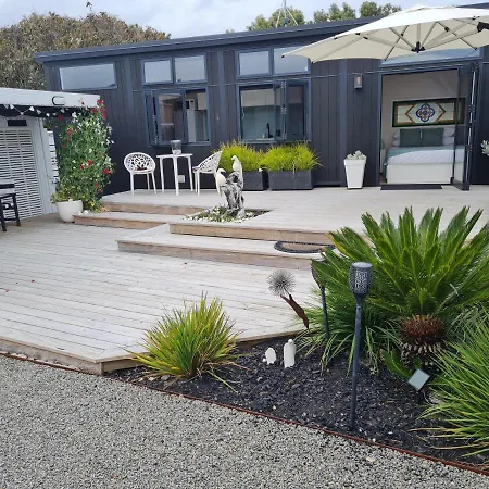 Ferienwohnung Aroha Tiny House Peka Peka Waikanae Exterior foto