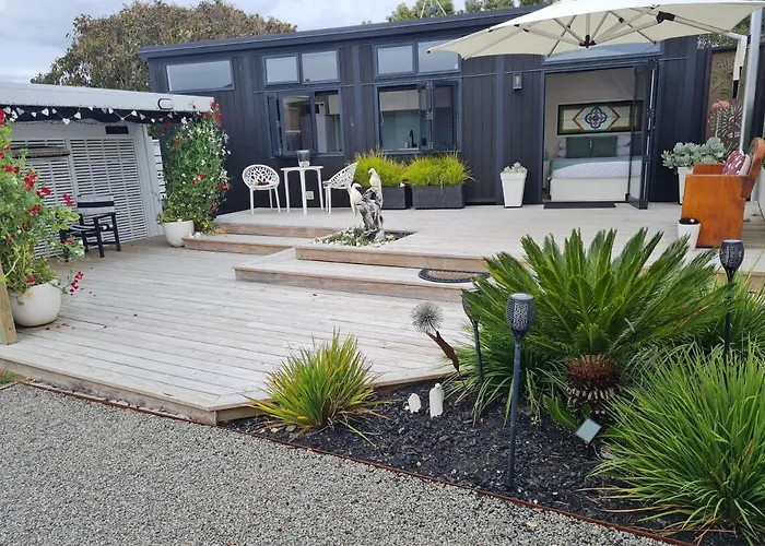 Aroha Tiny House Peka Peka
